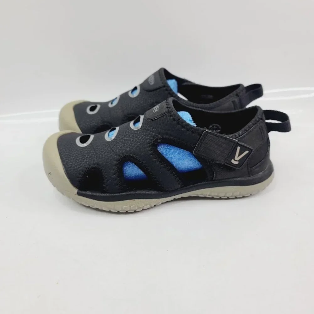 Keen Boy's Black‎ Stingray Closed Toe Hook & Loop Casual Sandal Size 3